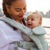 baby-carrier-omni-breeze-sage-15-3840×5760-7f03b72